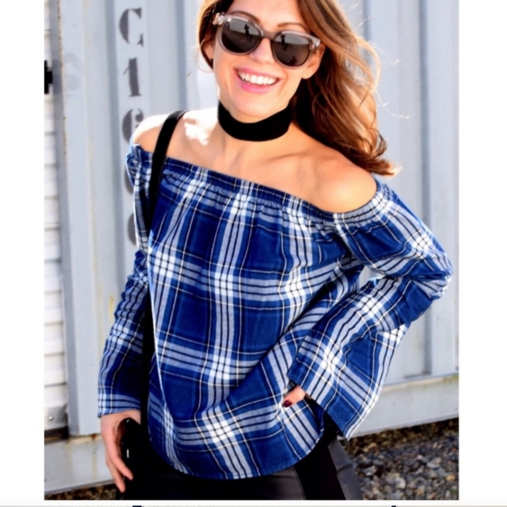 Cloth & Stone Off the shoulder top